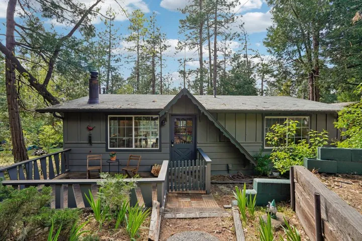 1-web-or-mls-Hemstreet Pl-S2804-002