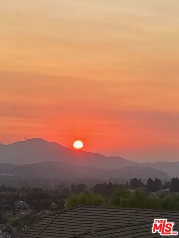 Seller's Sunset Views