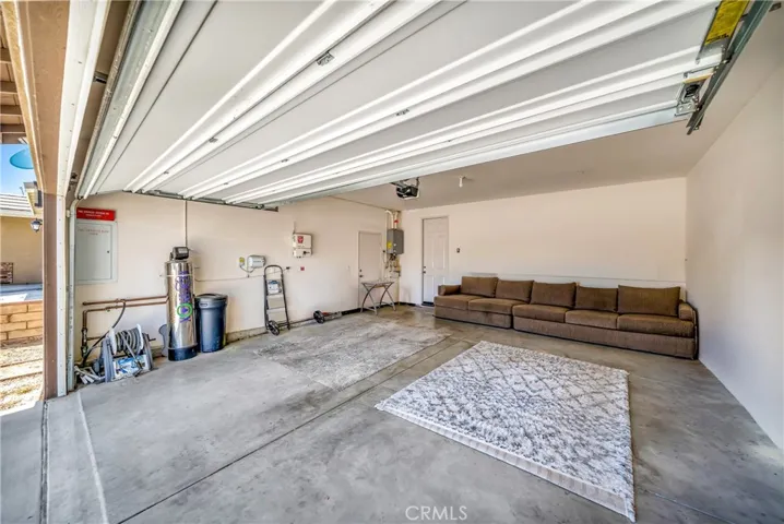 37921 Avenida De Diego, Palmdale, California 93552