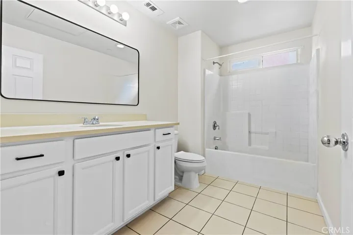 6895 Riverglen Court, Eastvale, California 92880
