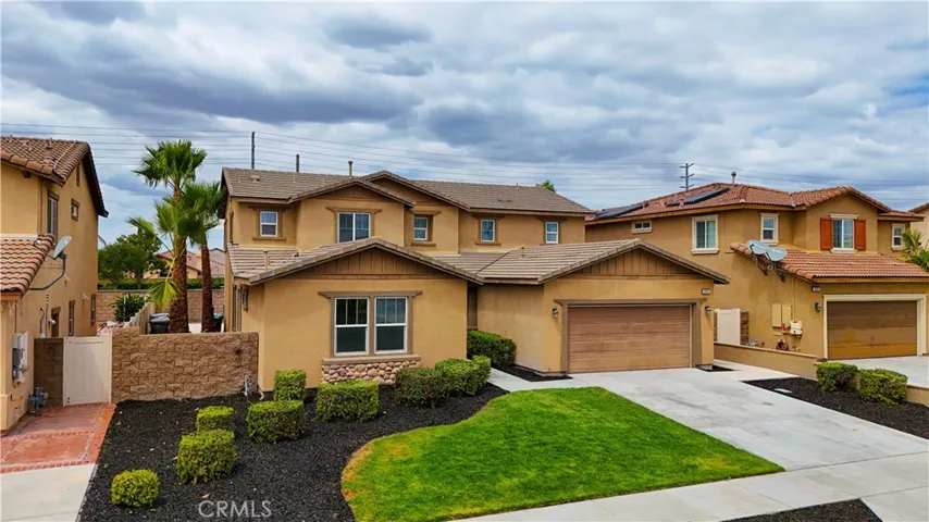 6895 Riverglen Court, Eastvale, California 92880