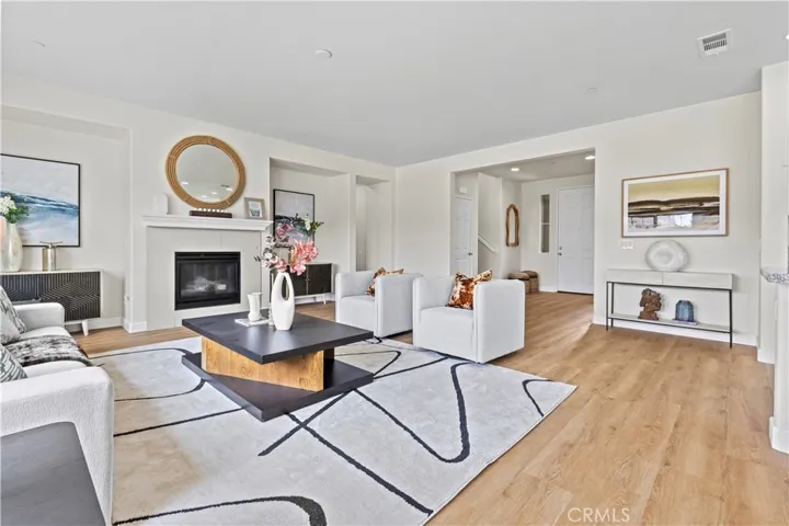6895 Riverglen Court, Eastvale, California 92880
