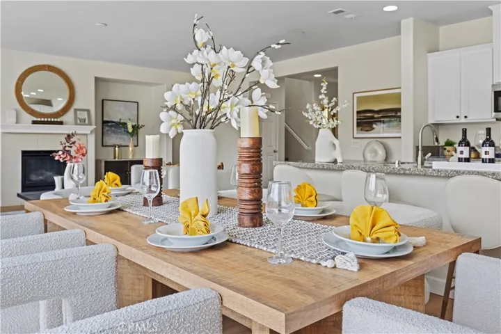 6895 Riverglen Court, Eastvale, California 92880