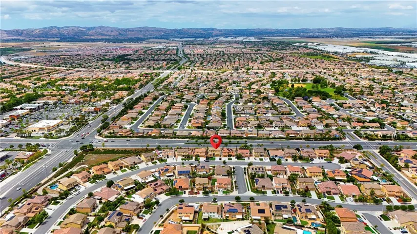 6895 Riverglen Court, Eastvale, California 92880