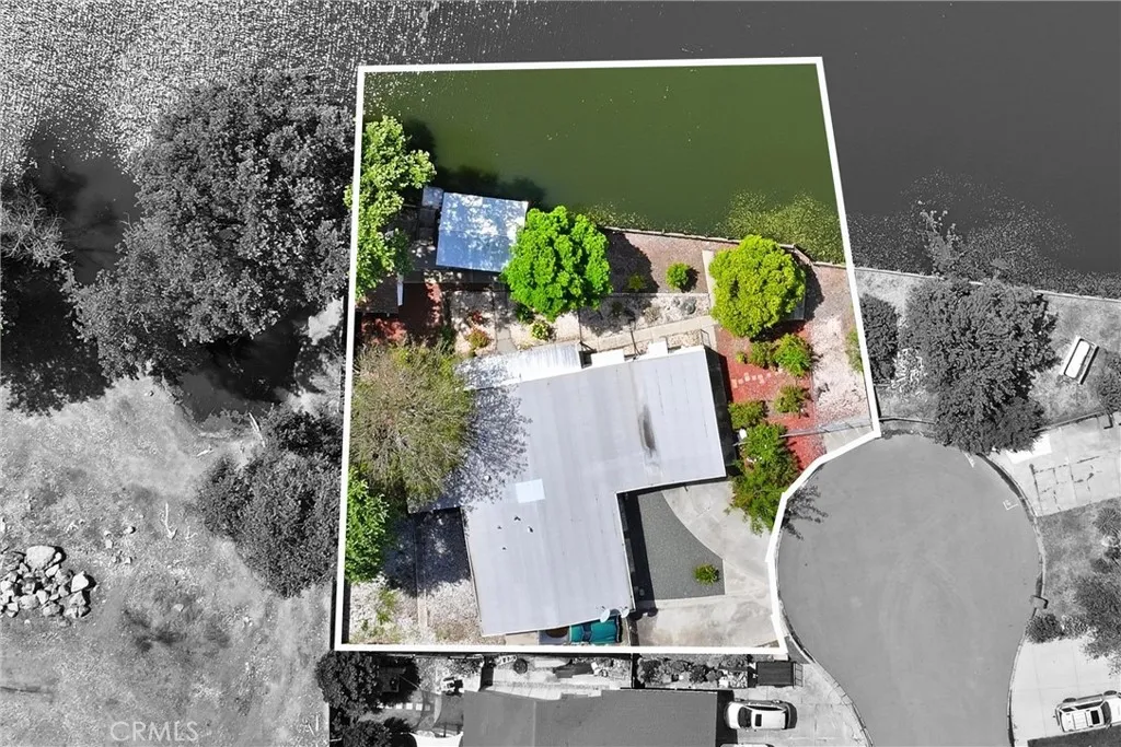 Property lines are estimated