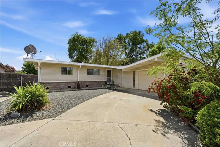 7478 Lakeland, Clearlake, California 95422
