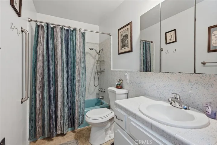 7478 Lakeland, Clearlake, California 95422