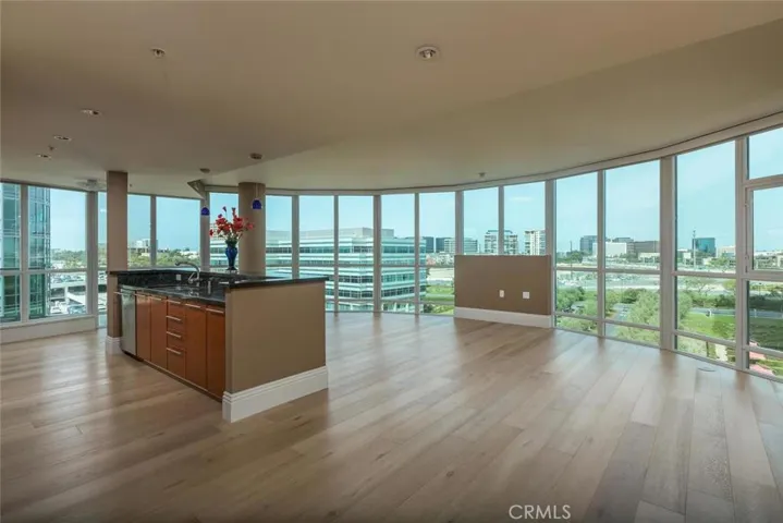 Unfurnished Living room