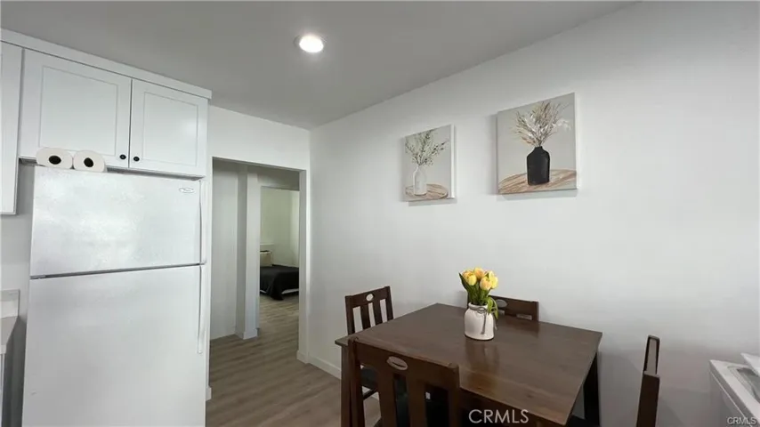 1441 S Cloverdale, Los Angeles, California 90019