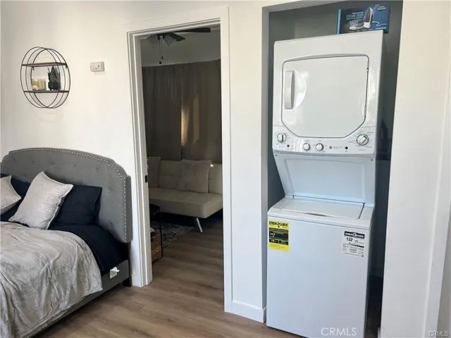 1441 S Cloverdale, Los Angeles, California 90019