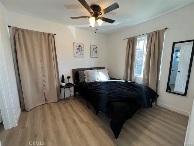 1441 S Cloverdale, Los Angeles, California 90019