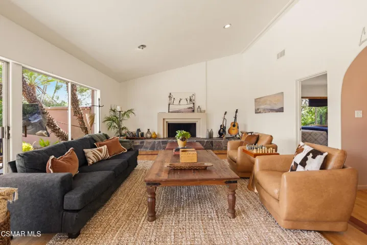 6110 Colodny Dr Agoura Hills-39
