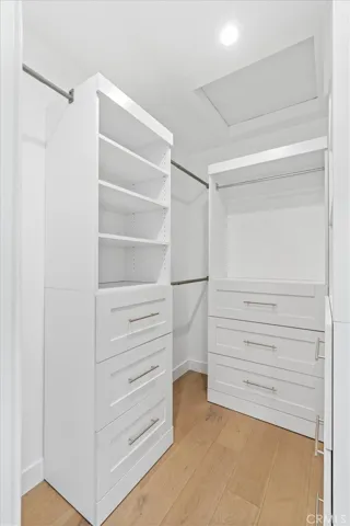 Walk-in closet