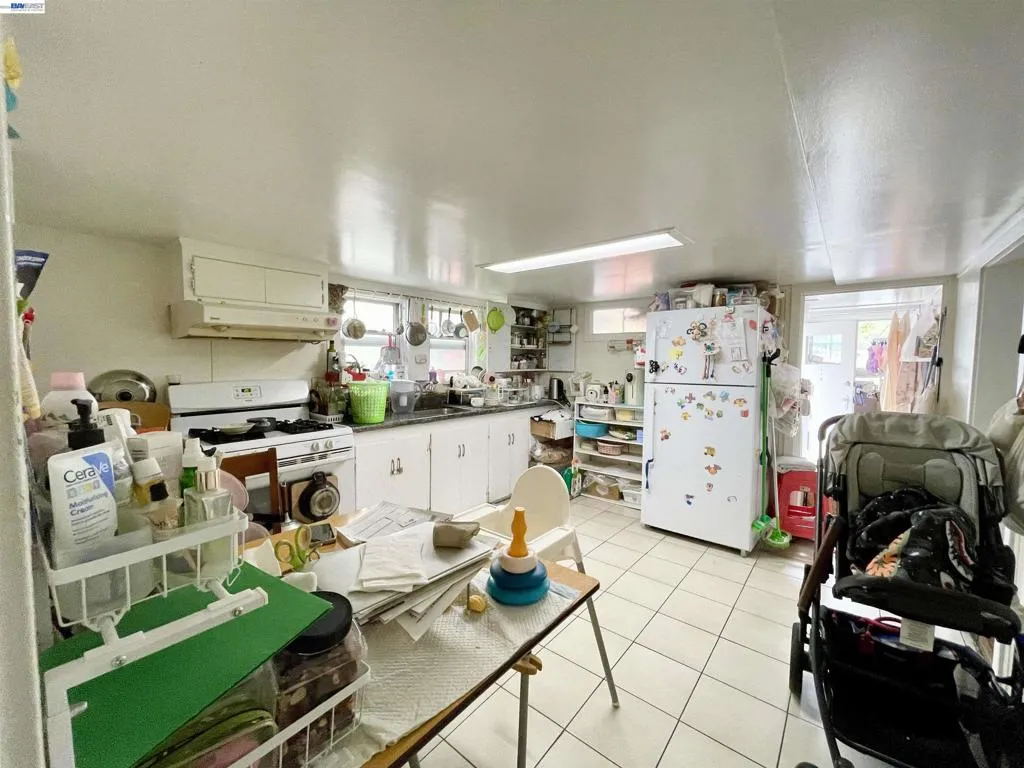 Lower unit