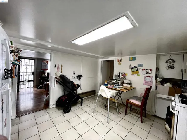 Lower unit