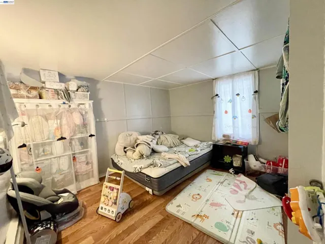 Lower unit