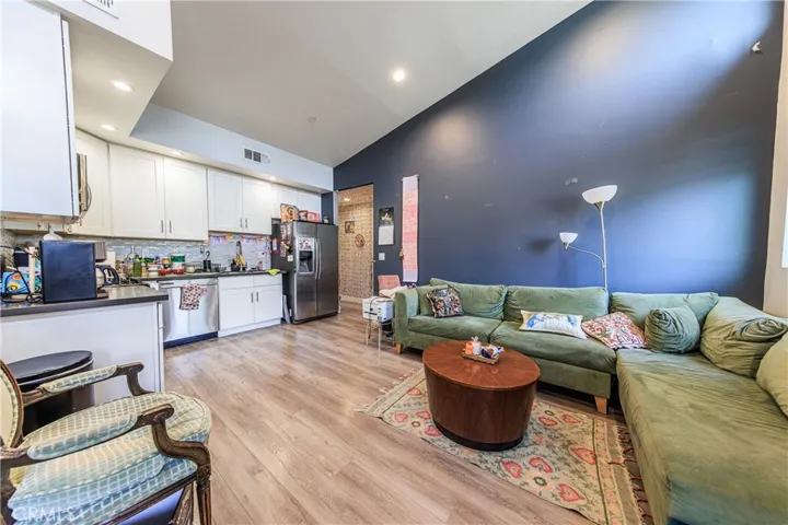 5743 Case, North Hollywood, California 91601