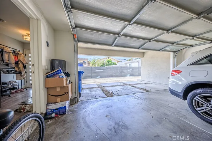 5743 Case, North Hollywood, California 91601