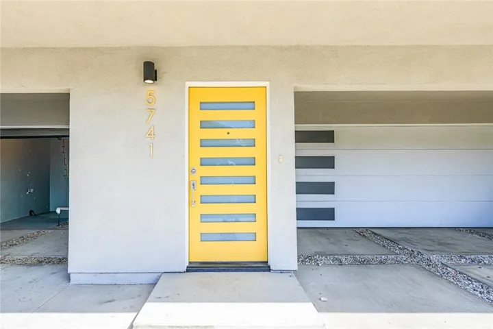 5743 Case, North Hollywood, California 91601