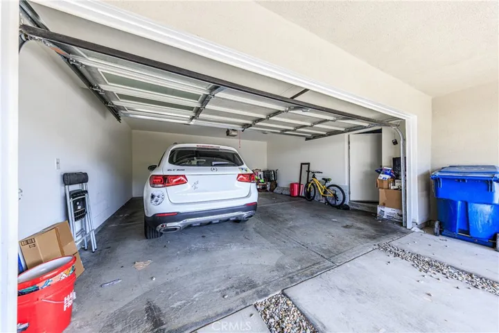 5743 Case, North Hollywood, California 91601