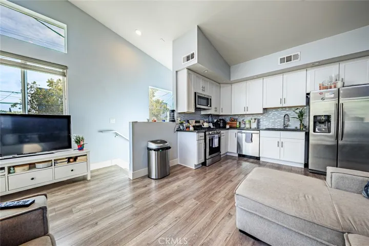 5743 Case, North Hollywood, California 91601