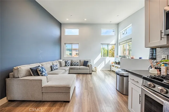 5743 Case, North Hollywood, California 91601