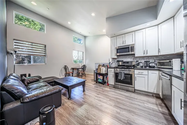 5743 Case, North Hollywood, California 91601