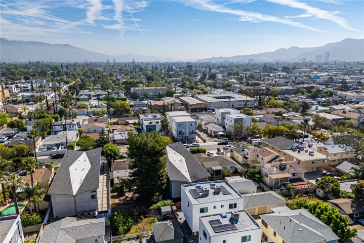 5743 Case, North Hollywood, California 91601
