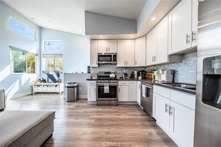 5743 Case, North Hollywood, California 91601