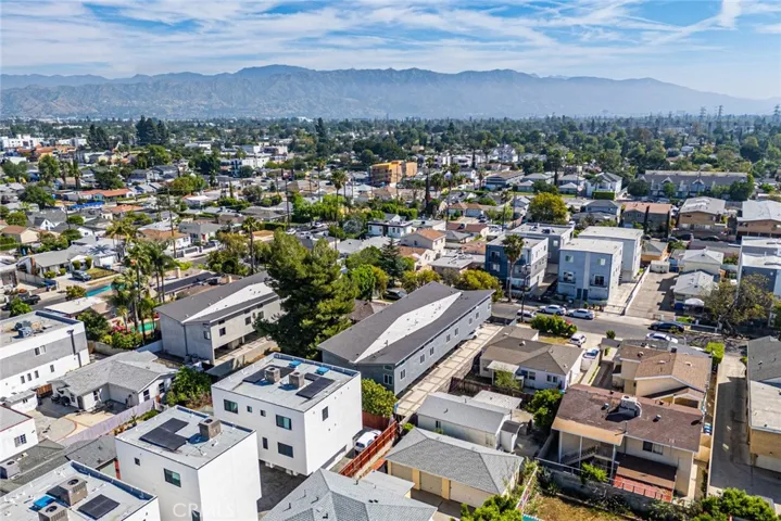5743 Case, North Hollywood, California 91601