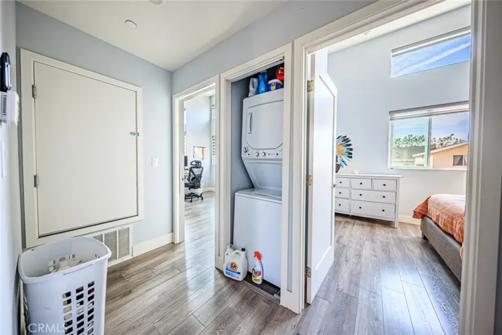 5743 Case, North Hollywood, California 91601