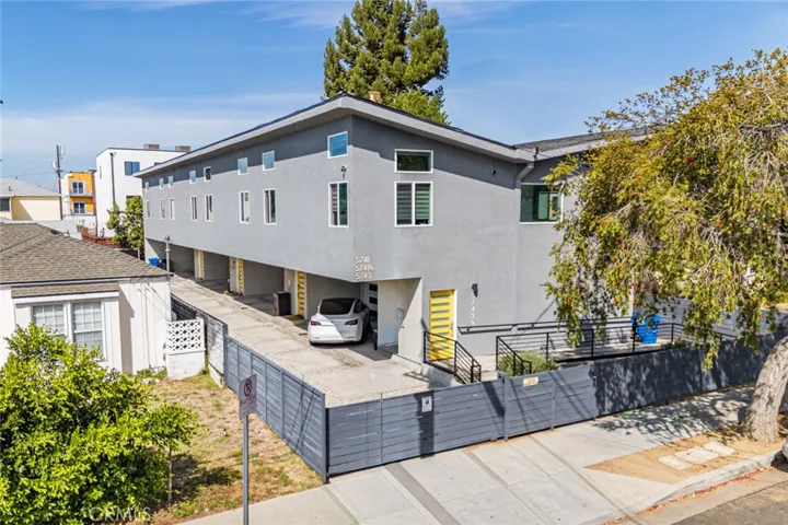 5743 Case, North Hollywood, California 91601