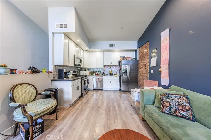 5743 Case, North Hollywood, California 91601