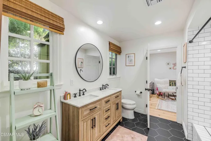 22661CalvertSt-VinceDingmanMedia-31