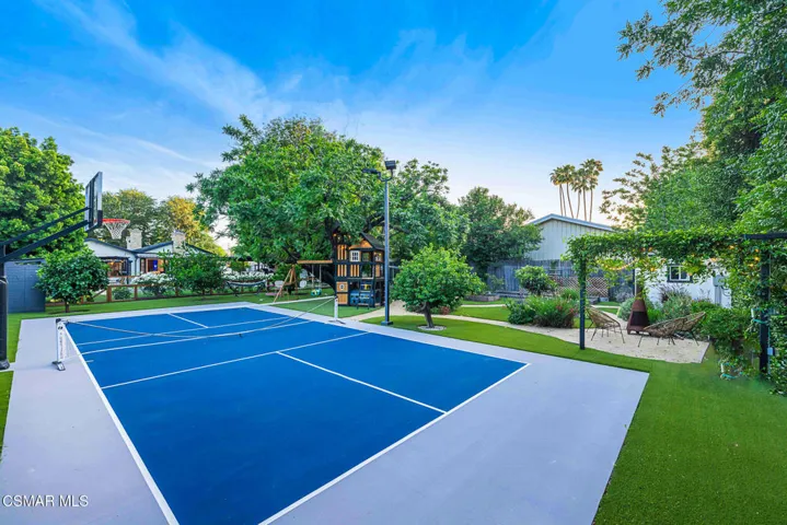 22661CalvertSt-VinceDingmanMedia-45-2