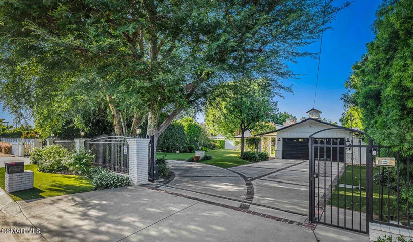 22661CalvertSt-VinceDingmanMedia-3