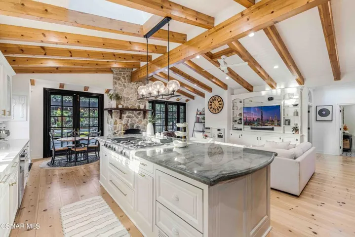 22661CalvertSt-VinceDingmanMedia-18