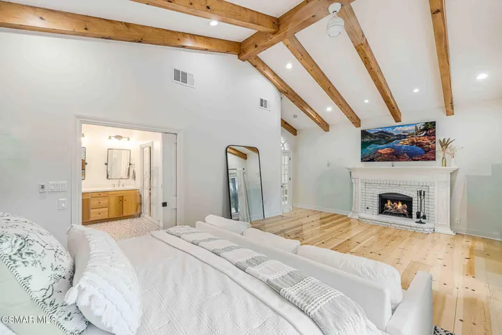 22661CalvertSt-VinceDingmanMedia-35