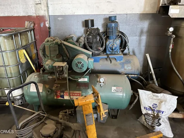 Extra Compressors