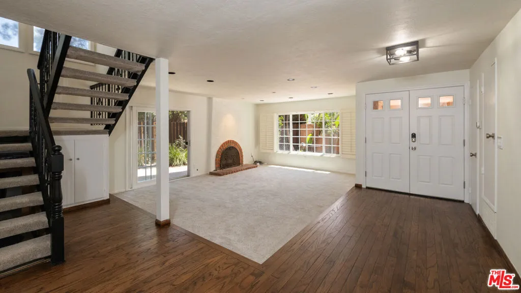 Living Room | Stairwell