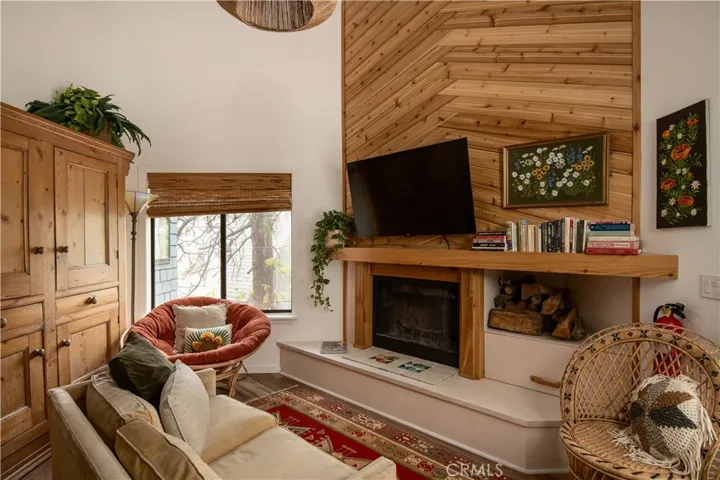 27322 Matterhorn, Lake Arrowhead, California 92352