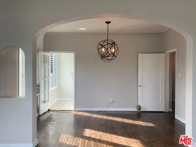 259 S Elm Drive, Beverly Hills, California 90212
