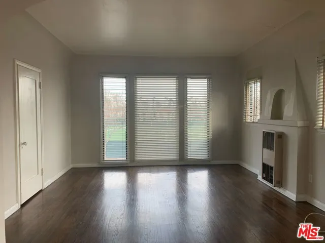 259 S Elm Drive, Beverly Hills, California 90212