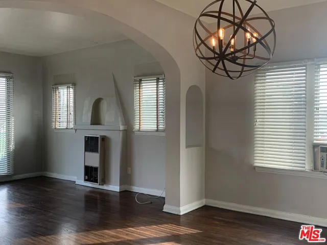 259 S Elm Drive, Beverly Hills, California 90212