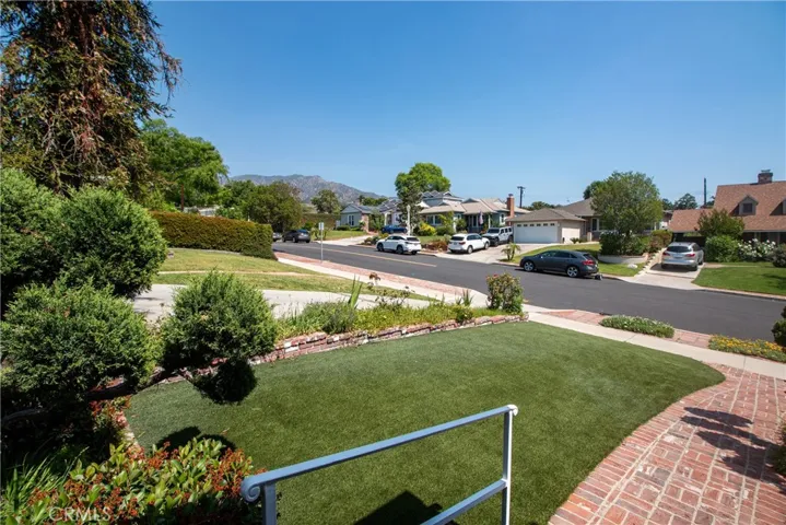 611 Delaware Road, Burbank, California 91504
