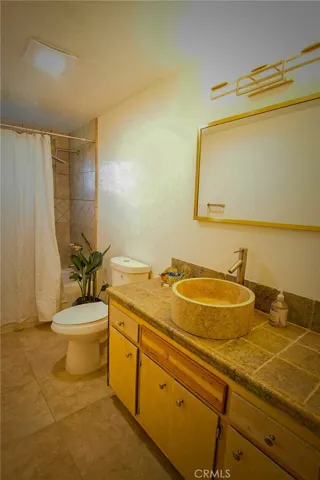 915 Dakota Lane, Landers, California 92285