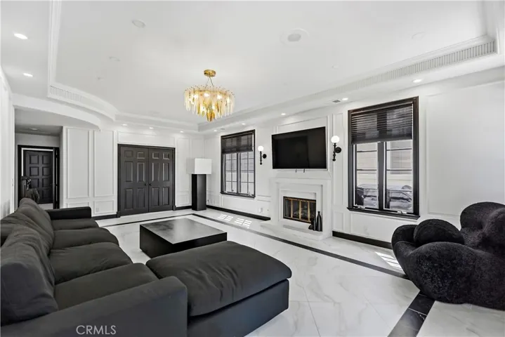19 Belmont, Newport Beach, California 92660