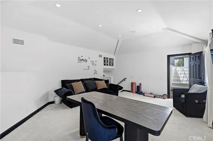 19 Belmont, Newport Beach, California 92660