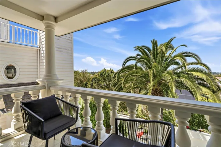 19 Belmont, Newport Beach, California 92660