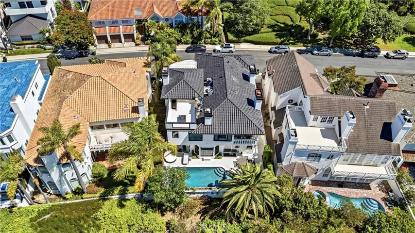19 Belmont, Newport Beach, California 92660